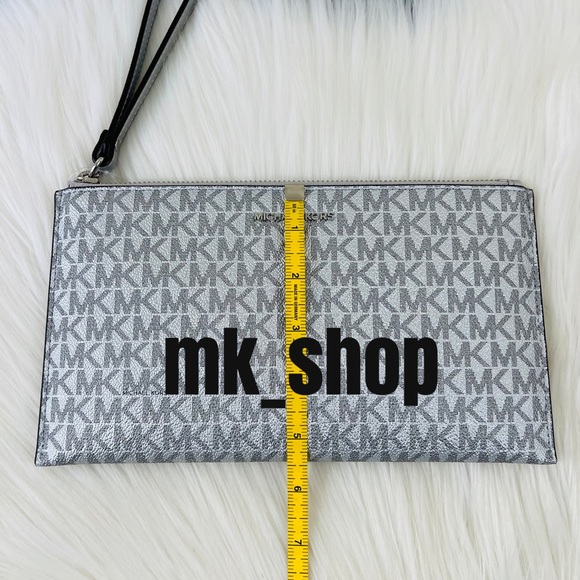 Michael Kors Jet Set Charm Large Zip Clutch Wristlet Silver - Picture 10 of 11